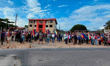 El Trópico se moviliza en vigilias para proteger a Evo