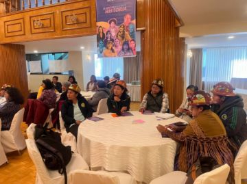 Subnacionales 2026: Organizaciones de mujeres impulsan foros políticos para debatir propuestas y promover voto informado