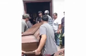 Villa Montes: Llevan ataúd hasta la Carceleta para que un detenido se despida de su madre