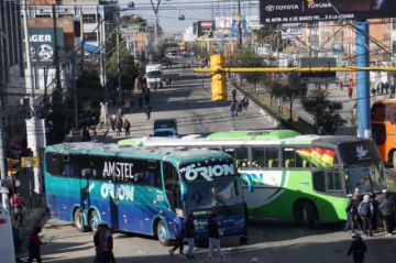 Bloqueos por gasolina: Choferes solo dialogarán con Paz y no descartan un paro indefinido 
