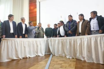 Acuerdo: Dos comisiones revisarán la calidad del combustible 