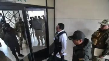 Operativo en casa de Luis Arce por caso que involucra a su hijo