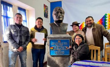 Evistas se llevaron el busto del expresidente que fue retirado del Senado 