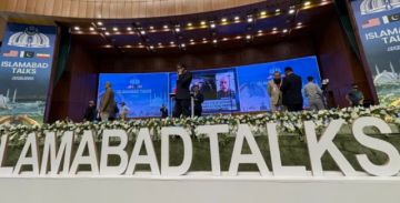 EEUU e Irán pausan las negociaciones entre tensiones
