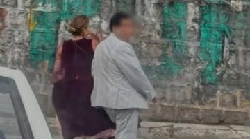 Una prófuga y sentenciada por asesinato fue capturada cuando bailaba con un juez