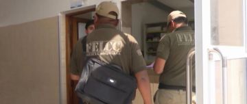 Hallan un feto en el basurero de un baño de una universidad privada 