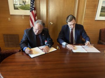 ¿Provocación “Cerimedo”? Gobierno firma acuerdo sobre tierras raras con EEUU en medio de convulsión social