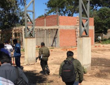 Denuncian a la Policía por avasallamiento en Santa Cruz