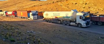 Suspenden envío de cisternas con gas a zonas bloqueadas