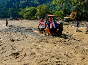 Ecuador: Sube a 9 la cifra de muertos por aluvión
