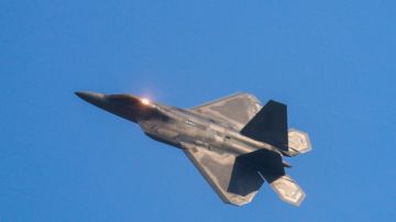 EEUU lanza "contundentes" bombardeos contra Irán