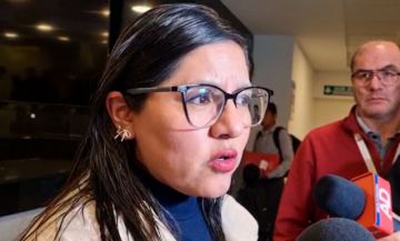 Autos chutos: Libre llama la atención a sus diputados