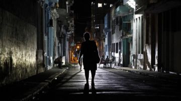 Cuba sufre un apagón eléctrico total