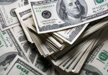 La cotización oficial del dólar continúa en ascenso y llega a Bs 10,75