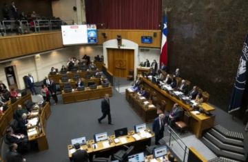 Chile: Critican la reforma económica de Kast