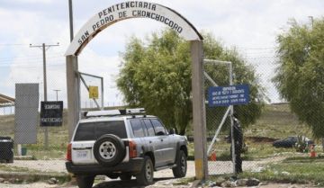 Investigan el ingreso de un arma de fuego a la cárcel de Chonchocoro tras la muerte de un recluso