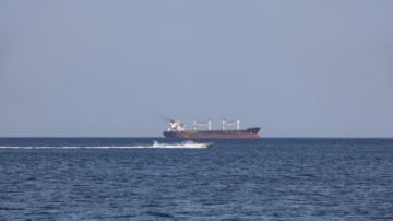 Irán intercepta dos petroleros en Ormuz