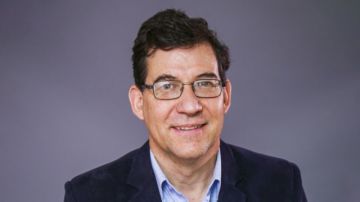 La intimidatoria advertencia que recibió un periodista boliviano de la embajada de EE.UU.