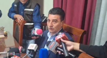 Johnny Torres destaca el turismo y pide denunciar cobros irregulares a visitantes