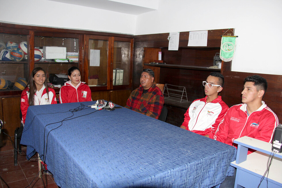 Cinco voleibolistas tarijeños aspiran a Cocha 2018