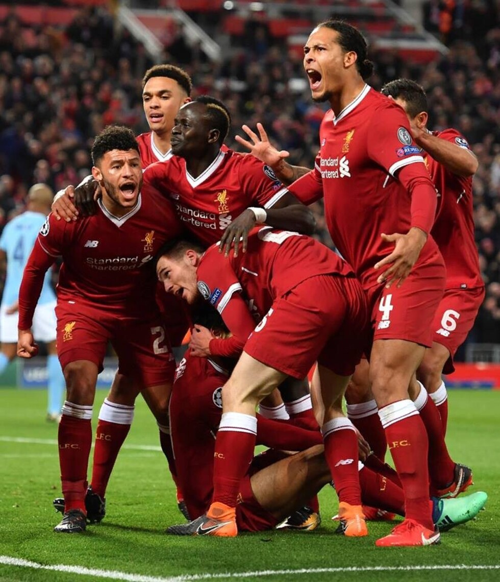 El Liverpool derrumba al City y pone un pie y medio en semis