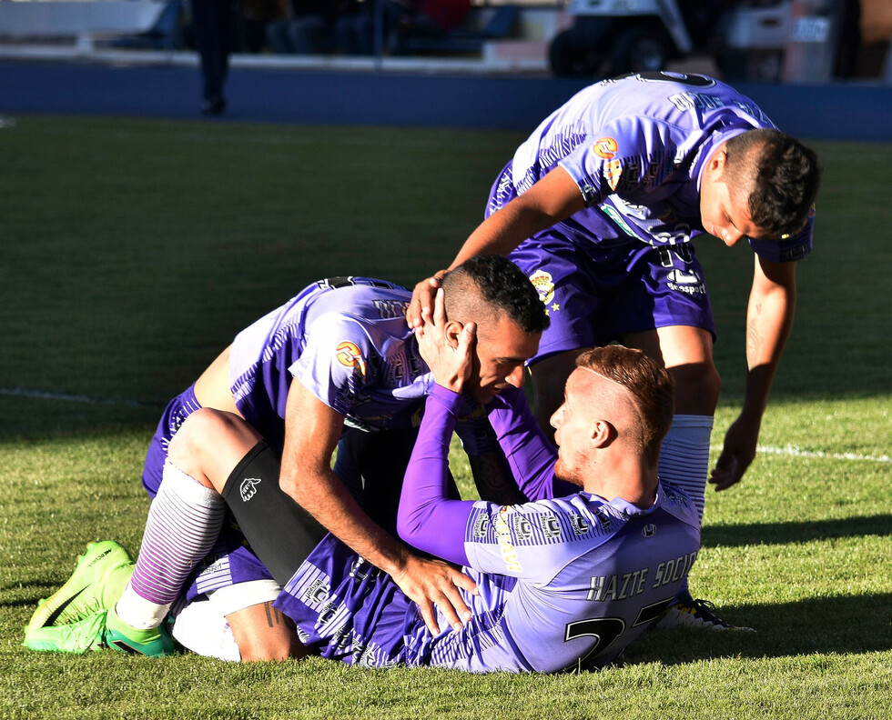 Real Potosí hace respetar el Agustín Ugarte