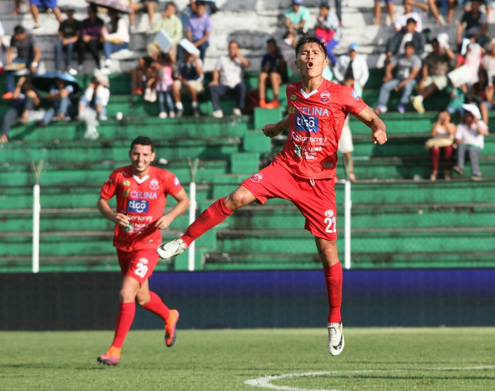 Guabirá saca pecho con goleada sobre Bolívar