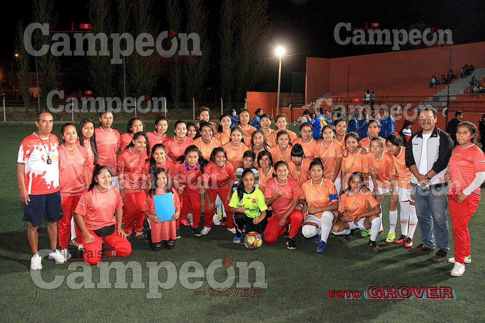 POSTALES DEL INICIO DE TEMPORADA DEL FÚTBOL FEMENINO TARIJEÑO