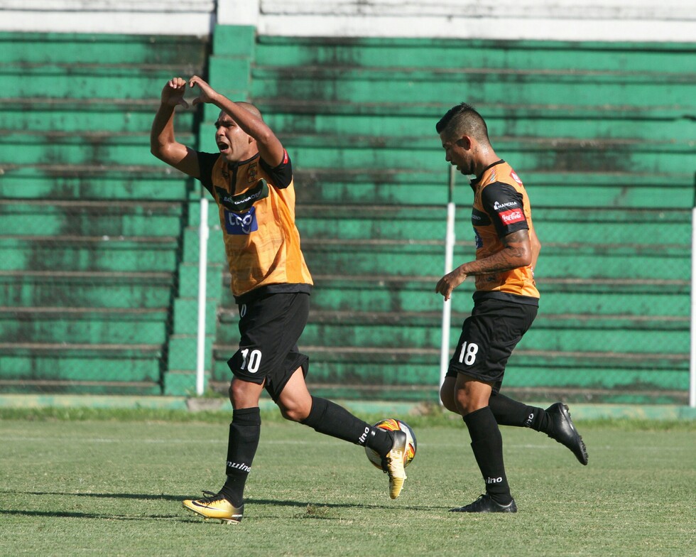Destroyers pasa a cuartos de final tras empatar con Guabirá