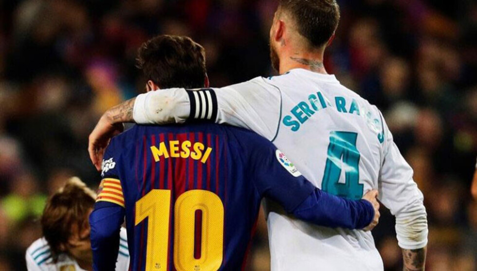 El Barcelona festeja su éxito en un clásico intrascendente