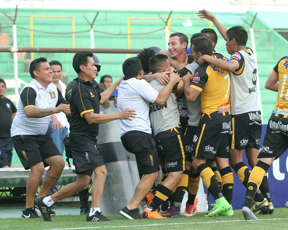 The Strongest derrumbó a Oriente con gol de Escobar