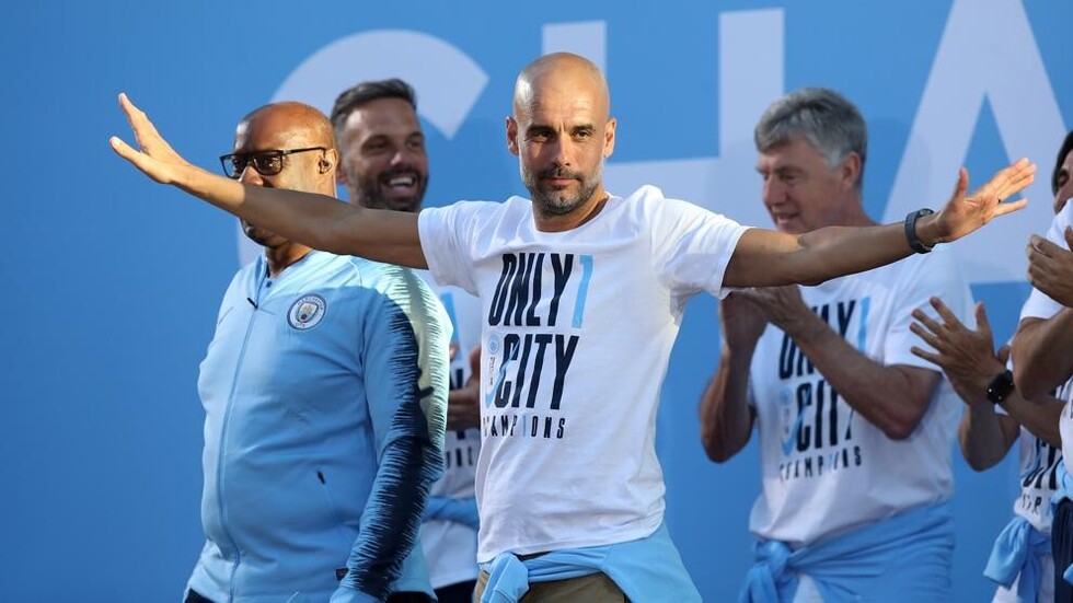 Pep renueva contrato con el City