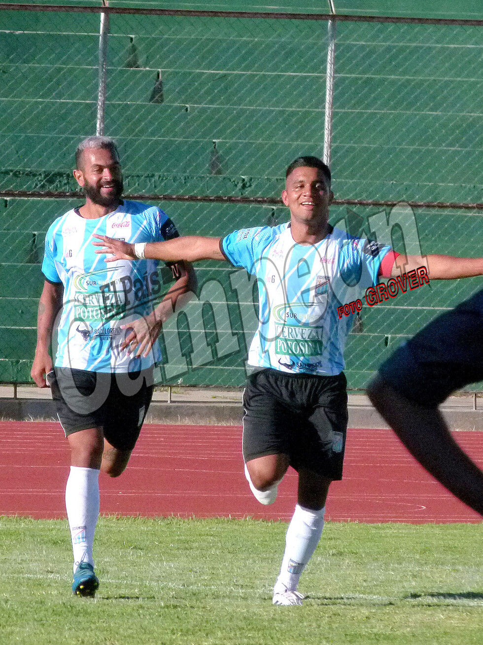 Ciclón gana sobre el final de un partido electrizante