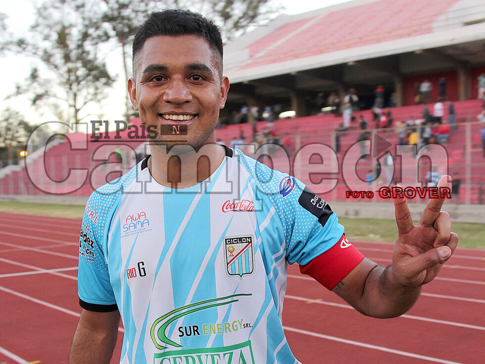 Vera imprime presión a Espíndola en la tabla de máximos artilleros