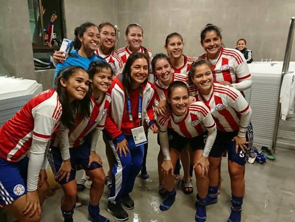 Paraguay gana medalla de oro en el fútbol damas