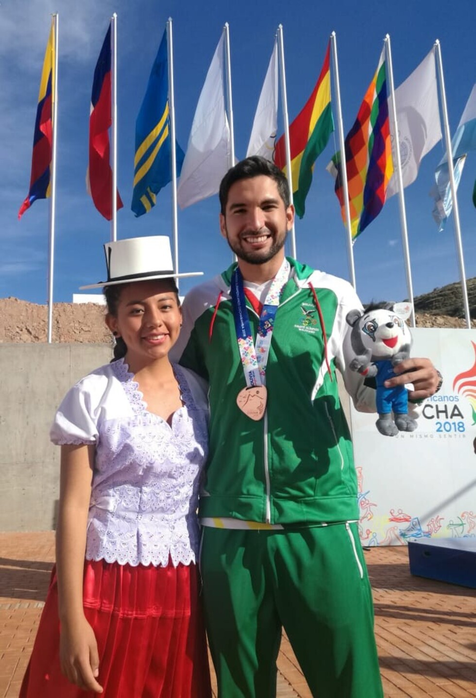 Diego Cossio logra bronce en tiro deportivo