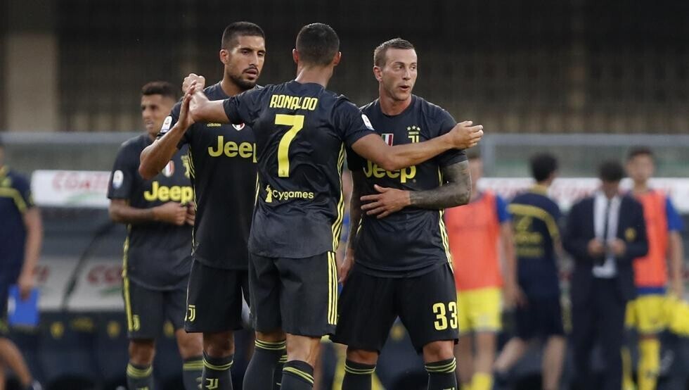 Bernardeschi rescata a la  Juve en el estreno de CR7