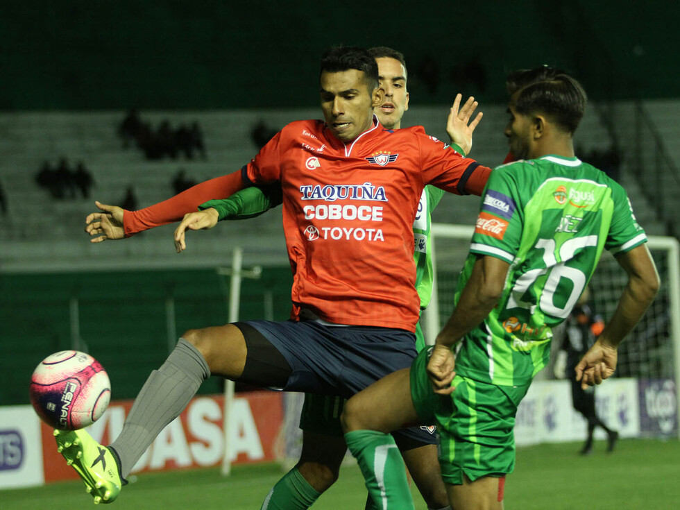 Oriente Petrolero sufre un empate ante Wilstermann