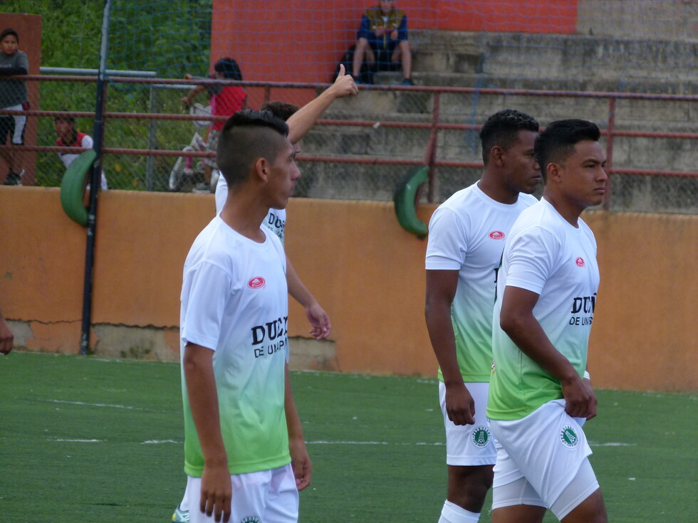 Petrolero y Atlético Ciclón se enfrentan por ATF