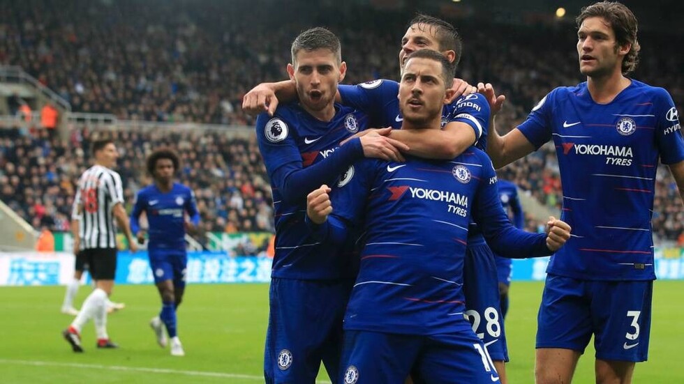 El Chelsea gana y no le pierde pisada al Liverpool en la tabla