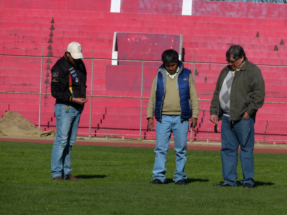 “No está al cien, pero notamos bastante recuperado al césped”