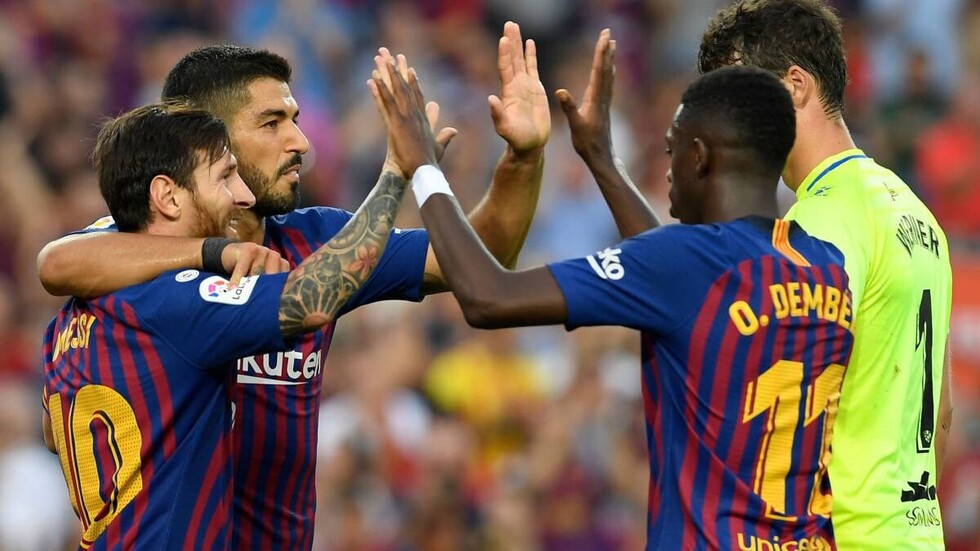El Barcelona se ensaña con Huesca y es líder en España