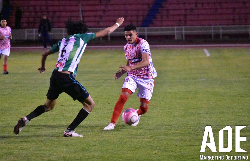 Bermejo igualó con Independiente