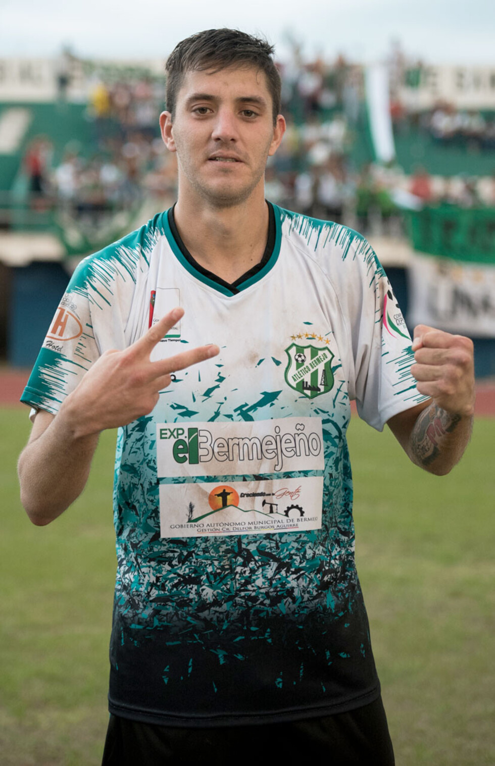 Bermejo recibe la visita de Rosario Central