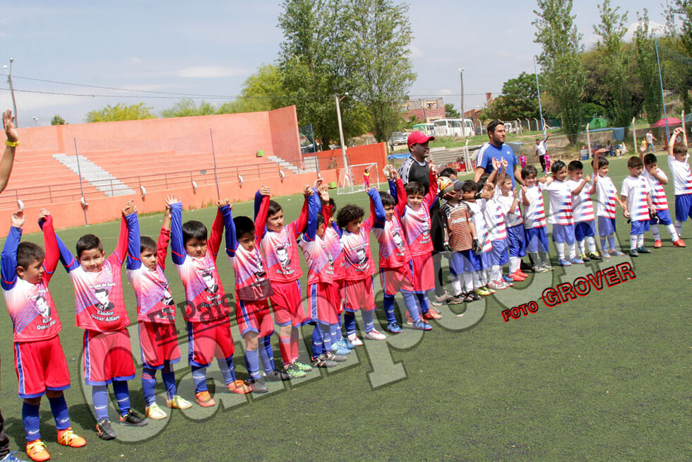 Postales de la fecha  final del  inter-jardines de fútbol