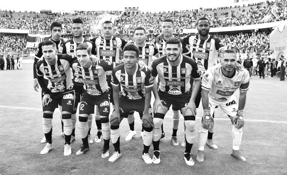 The Strongest  y Royal Pari en partido clave