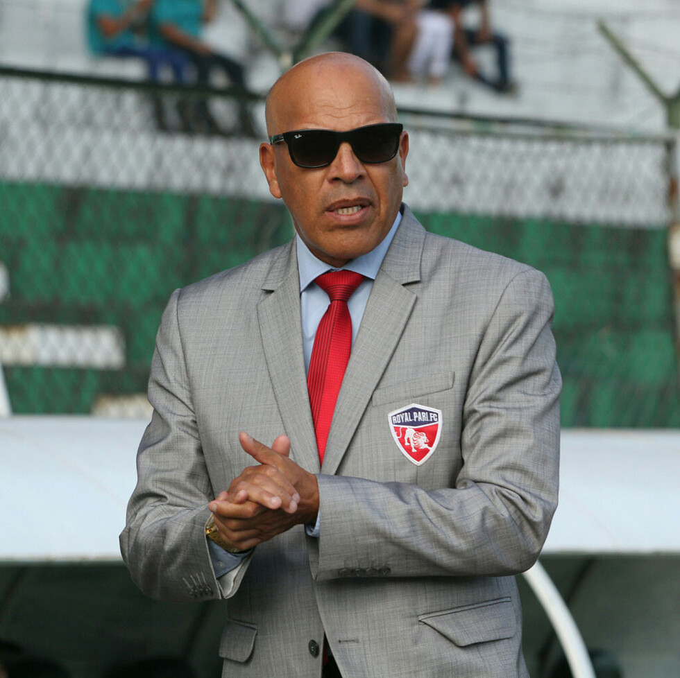 Roberto Mosquera: “Royal Pari se merece un título del fútbol boliviano”