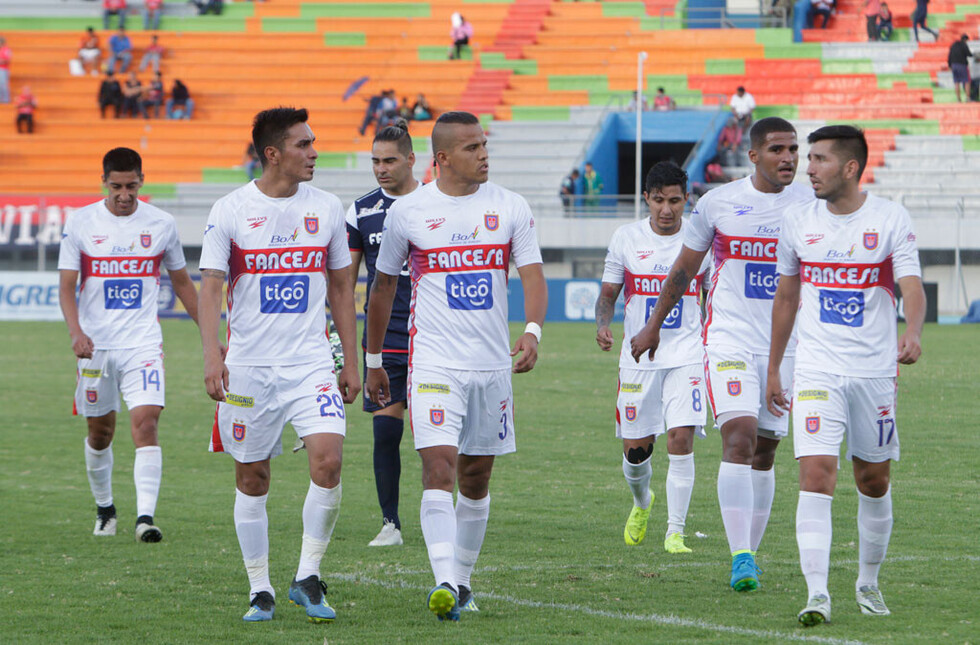 Pelea por el descenso involucra a Destroyers, Real Potosí y Universitario