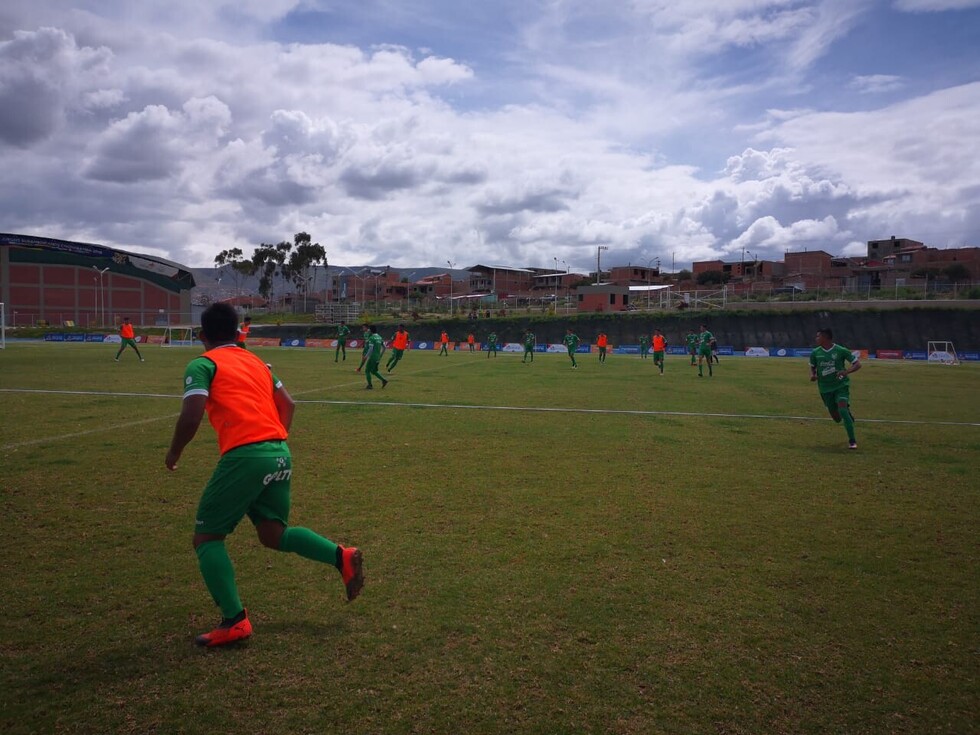 Selección Sub -17 trabaja en Cochabamba