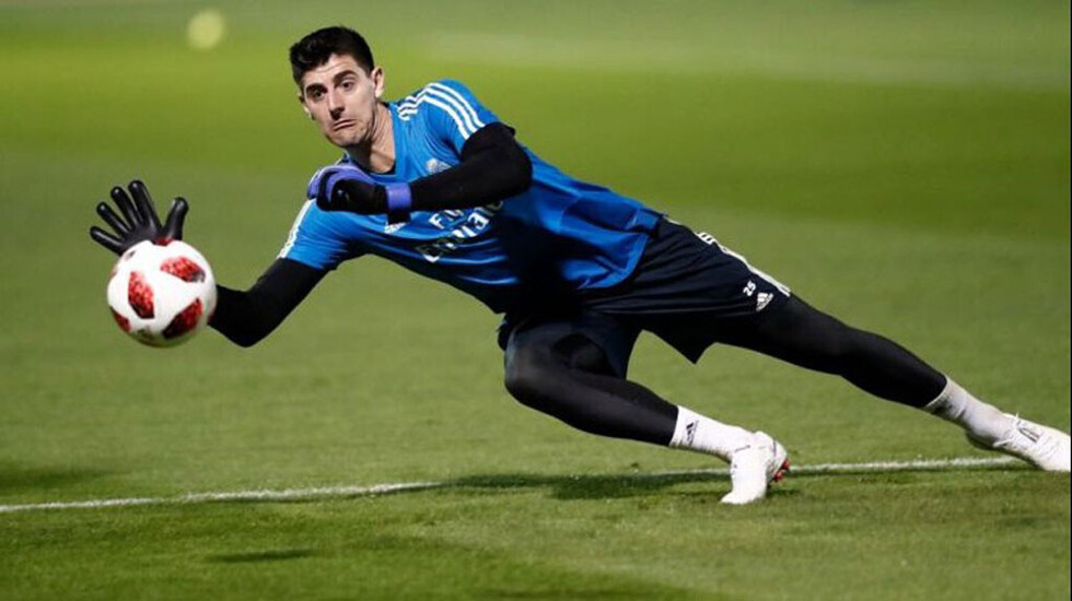 Courtois vuelve a una convocatoria con siete bajas